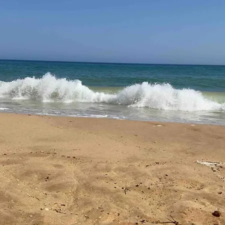 Σπίτι διακοπών Beachfront Paradise House *